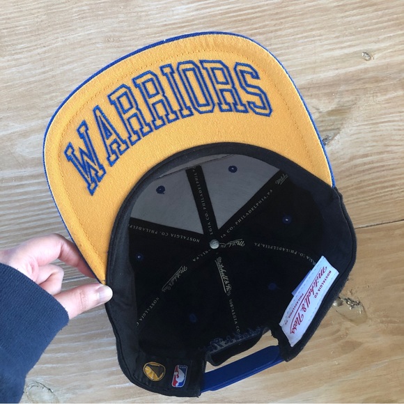 Mitchell & Ness Golden State Warriors Black/Blue Snapback Hat - Embroidered Bill - Picture 6 of 12